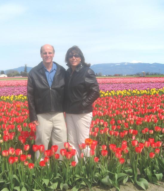 scott and cyndi in the tulips