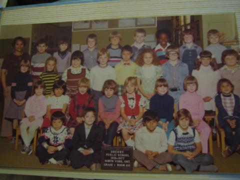 '76/'77 Gr. 1/2 Mrs. McLeod