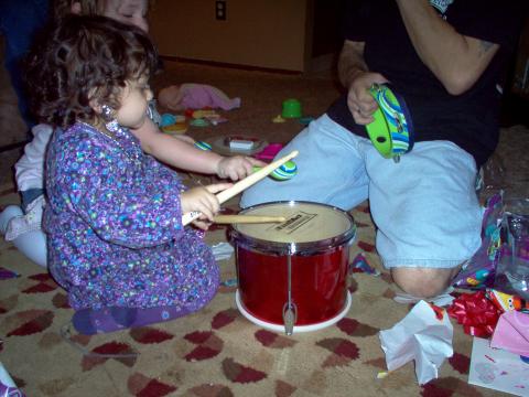 Little drummer girl