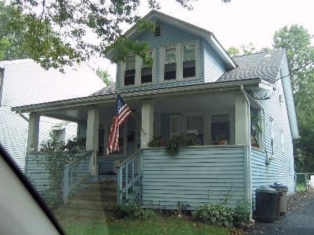 18 W Walnut, old house