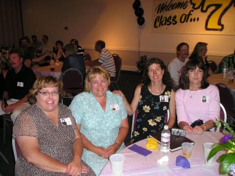 Joanne, Tami, Kim, Vanessa