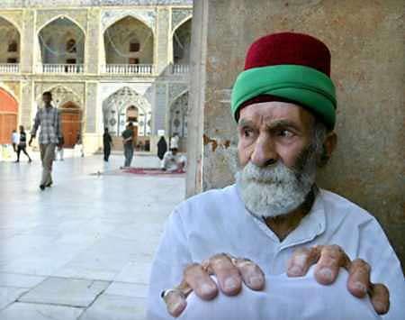 Bakka_Ibrahim_Najaf_Iman_Ali_Shrine