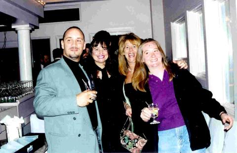 Eddy, Barbara, Roberta & Sue