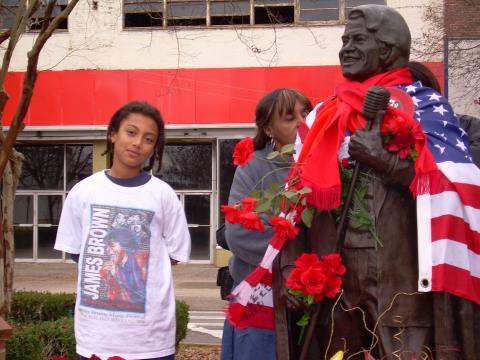 Morgan at James Brown Statue-207