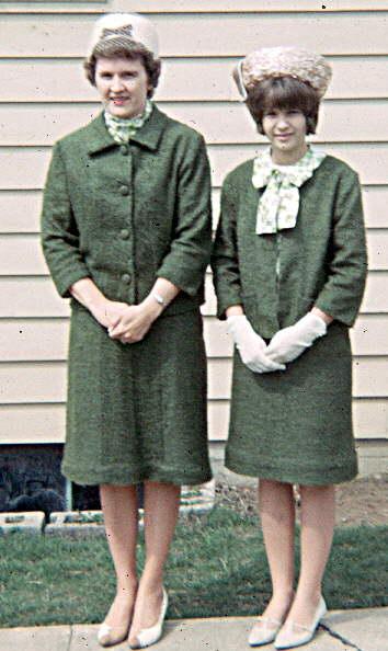 1965  MOM(SALLY) WITH  MY SISTER CATHY