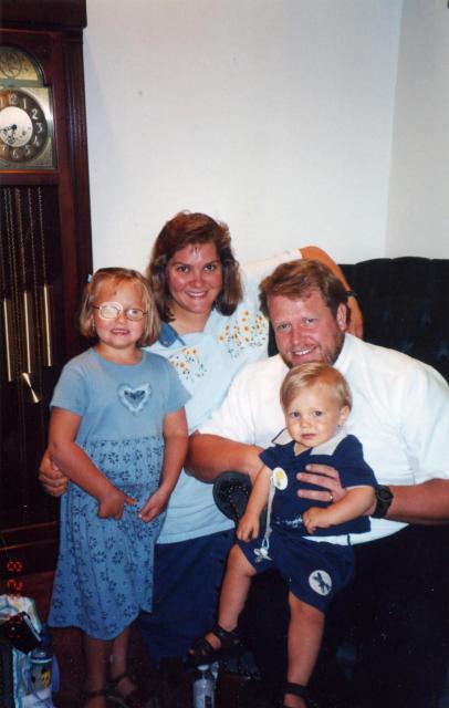 2001 Jennifer Scott Lucas family