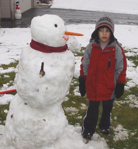 Estefan's Snowman 11-27-2005