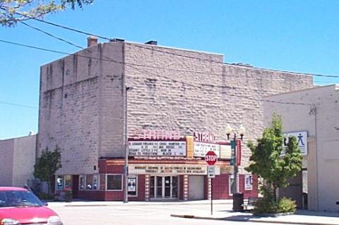 Strand theatre 006