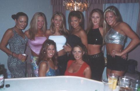 Vegas Party Girls!