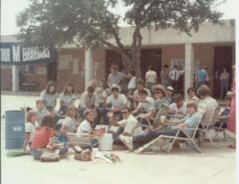 mac courtyard 1983
