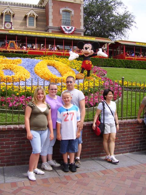 Disneyland July 28 '06
