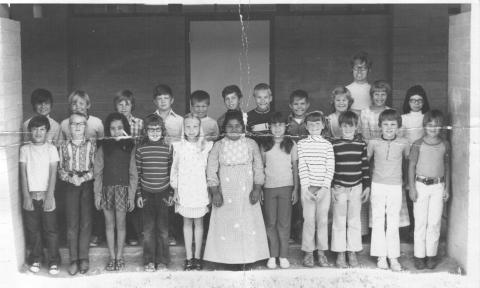 Mrs Childers 3rd grade class 1973