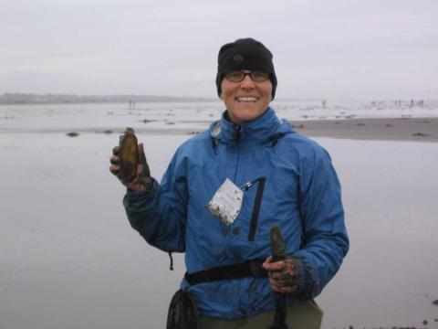 Nancy razor clam