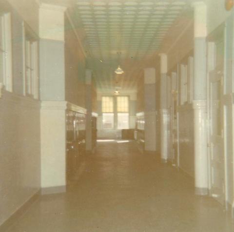 APMorris Hallway
