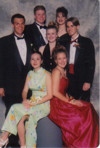 chamber_singers_at_prom_96