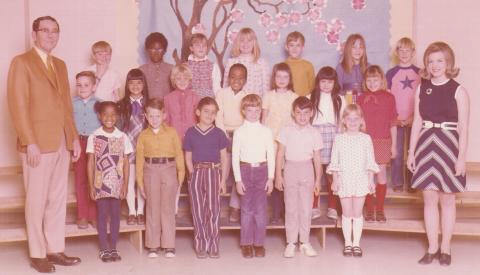 Ms White's Second Grade Class 1972