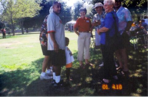 CHS PICNIC 2004 7