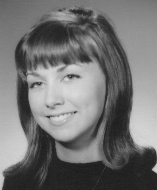 Heather Graham - Graduation '67