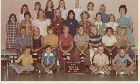 1974 Grade 5 Class Picture