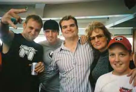 bev and jon with 3 doors down music group