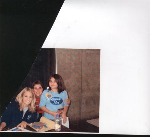 Carrie Underwood with Alisha & Tami 9-05