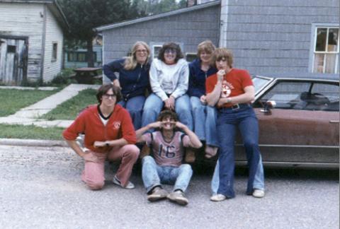 1977 friends