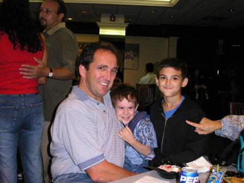 Taylor with dad and his friend Victor