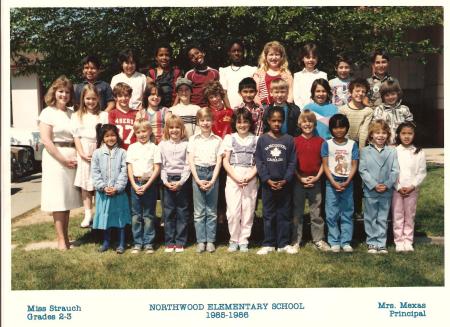 1985-86, Miss Strauch - Grades 2-3