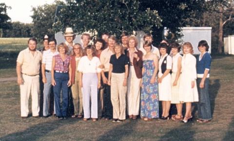 Ten year reunion group at Hallcok Golf Club