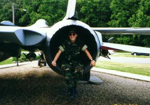 Sitting_in_F14_Tomcat_Engine