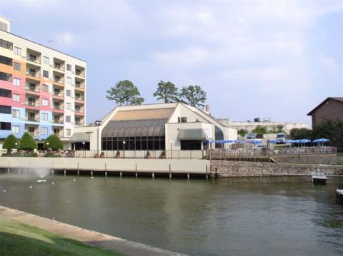 Sunbay Resort Hot Springs AR Pool & Back Porch Grill