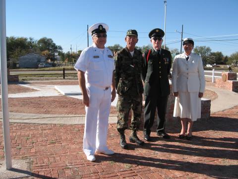 Bill, Ken, Valton & Gwen American Legion Snyder, TX Nov 11, 2006