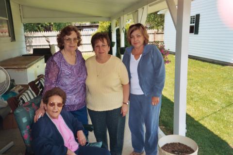 Mom, Donnette and Shirle visit Aunt Imie