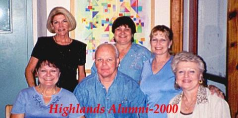 Highlands_Grads_2000