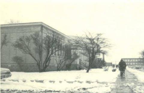 HARDING SCHOOL