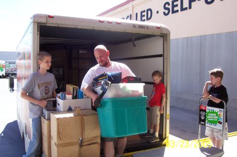 Ed & his kids in AZ