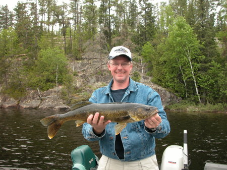 25" walleye on Saganaga