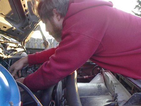 russ tinkering with his lifted f150