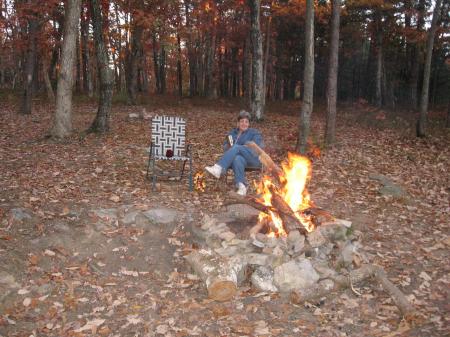 I  LOVE  a campfire!