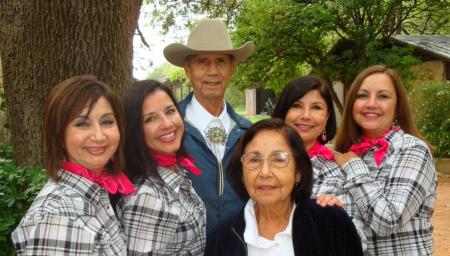 The whole family in Kerrville