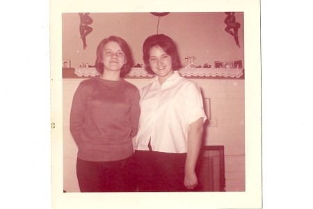 Sue and Glenda (Manley) Smith 1963