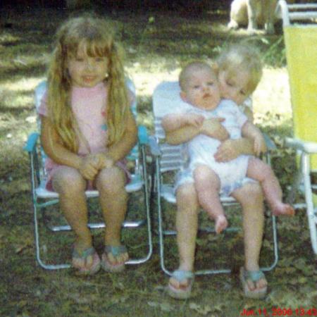 jinelle,kyla,tyler camping