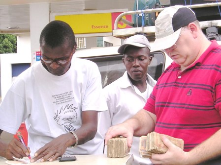 buying gas in guinea