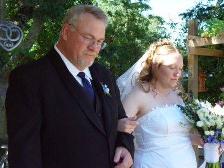 bride and daddy