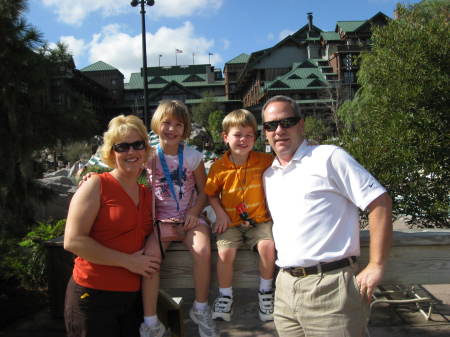 Disney Trip family pic