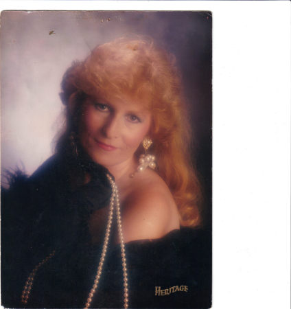 Linda Gauthier's Classmates® Profile Photo