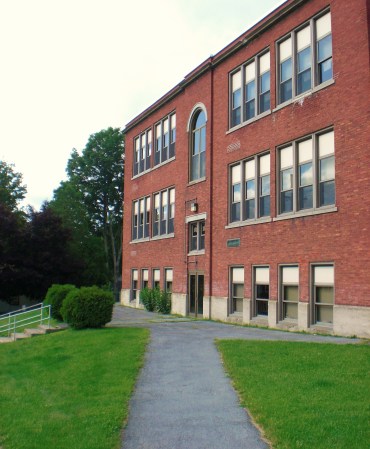 Old West Carthage Elementary School