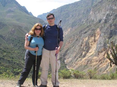 hiking in Peru w Jen