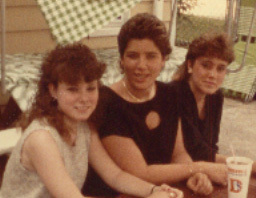 1985 - Susan, Erika & Lisa