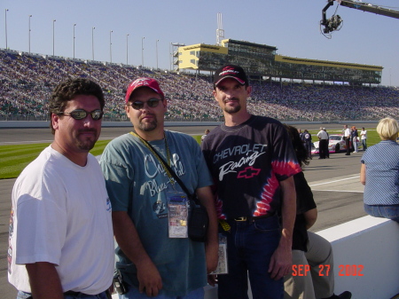 watchin qualifying at kansas speedway